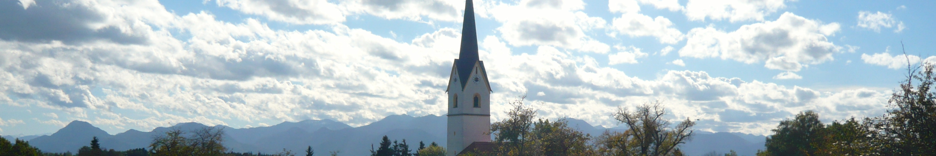 Header-Bild: Turm von St. Leonhard, Leonhardspfunzen, Oktober 2013, © Florian Eichberger