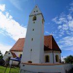 Abschluss der Außenrenovierung von St. Georg, Straßkirchen: St. Georg in erneuerter Pracht