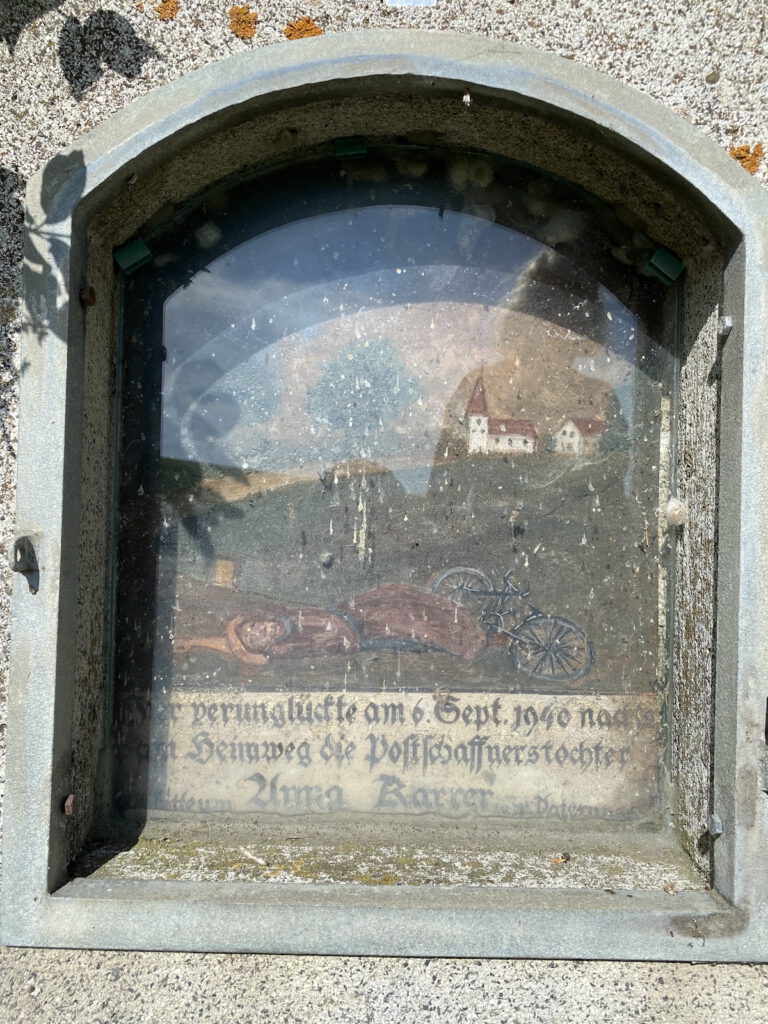 Das Karrer-Marterl vor der Reinigung.