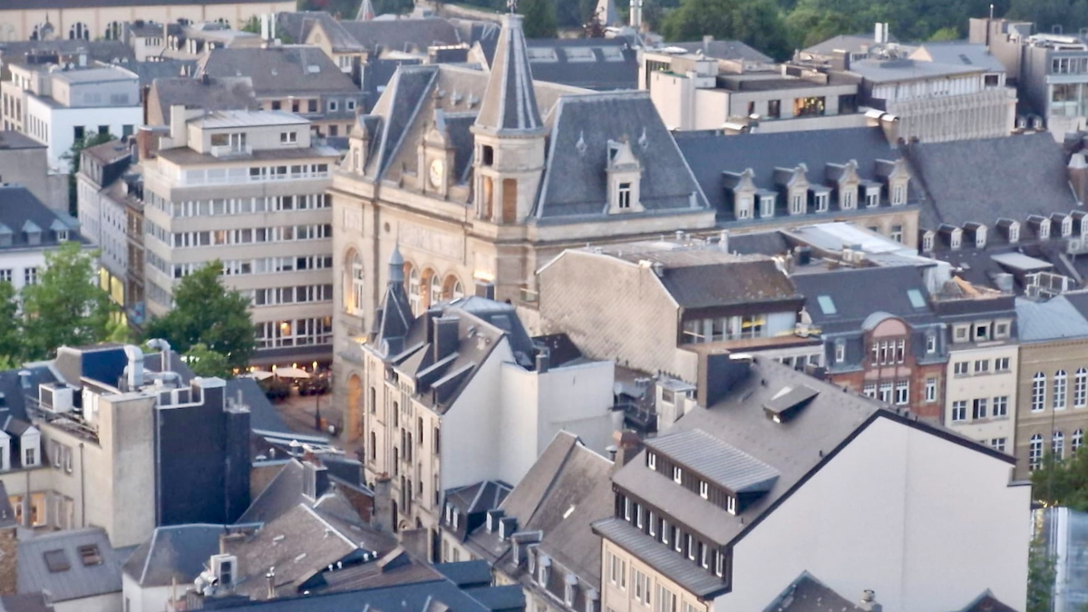 Über den Dächern von Luxemburg.