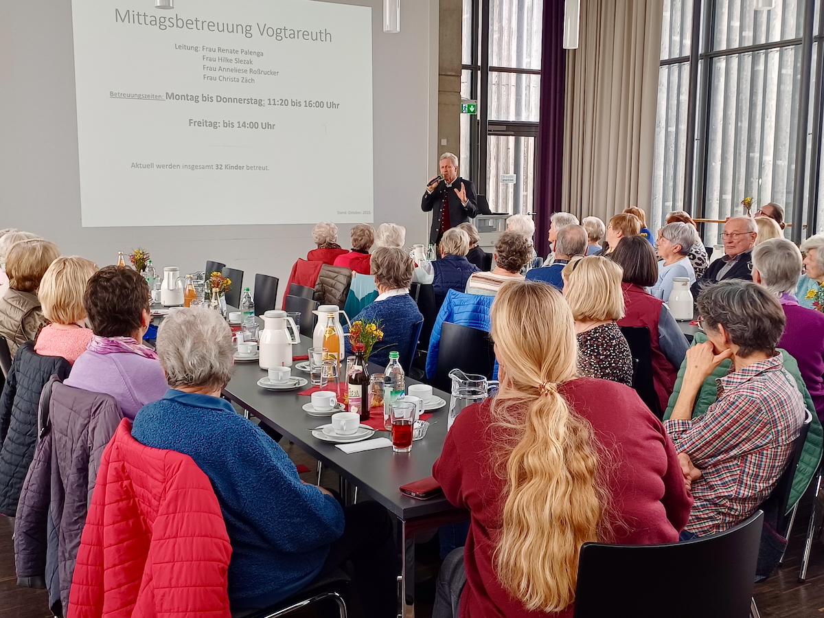 Seniorennachmittag mit dem Bürgermeister